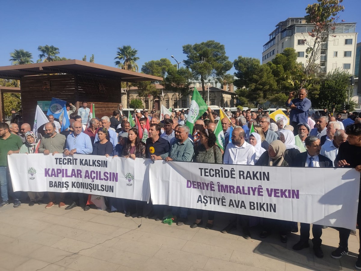 Urfa’da göstericiler polise direnindi! Gözaltılar var;