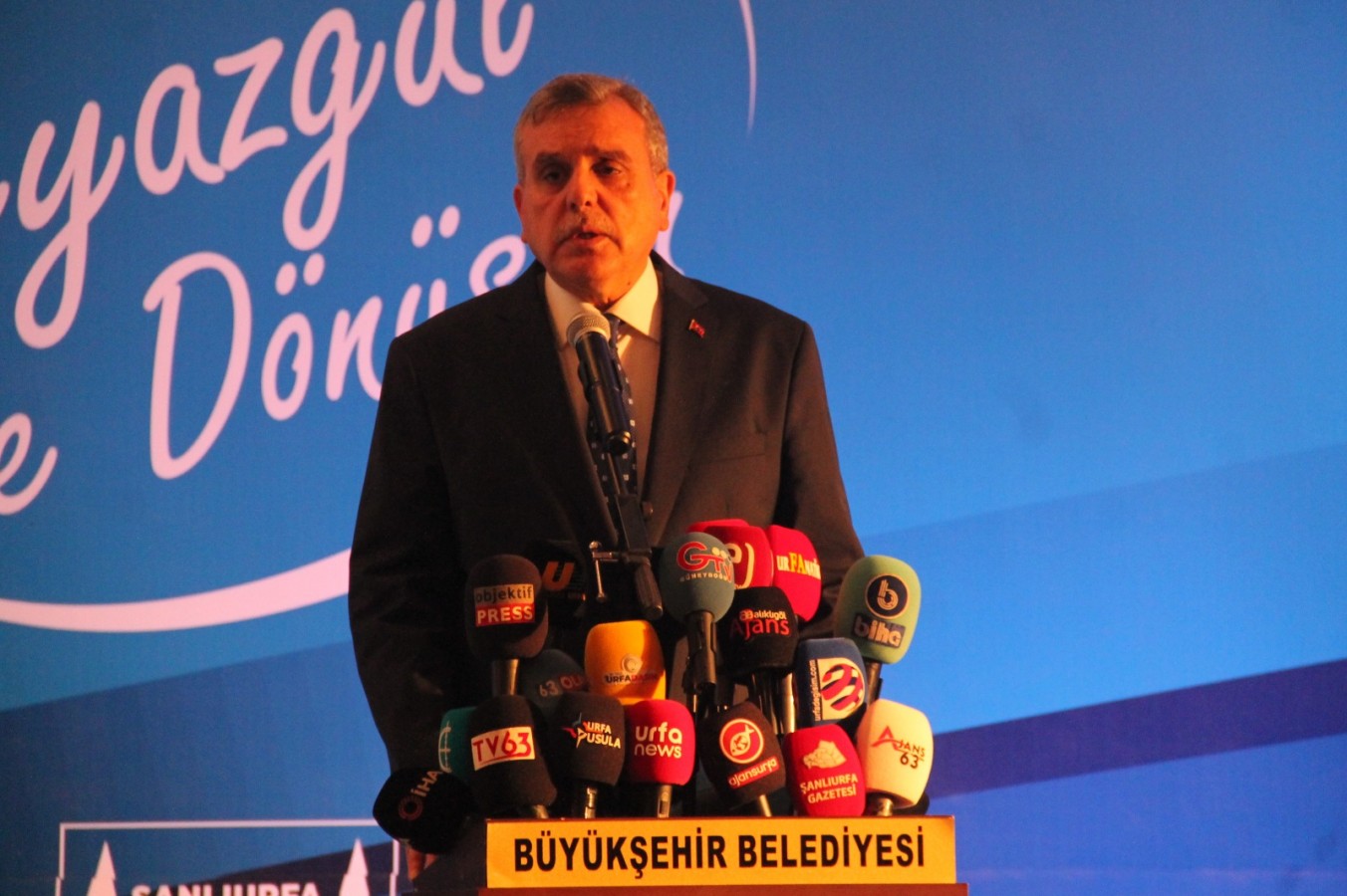 Beyazgül gündemdeki konulara açıklık getirdi!;