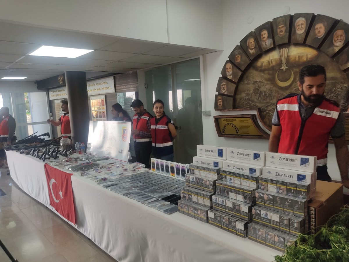 İşte Şanlıurfa'da şafak operasyonunda ele geçirilenler;