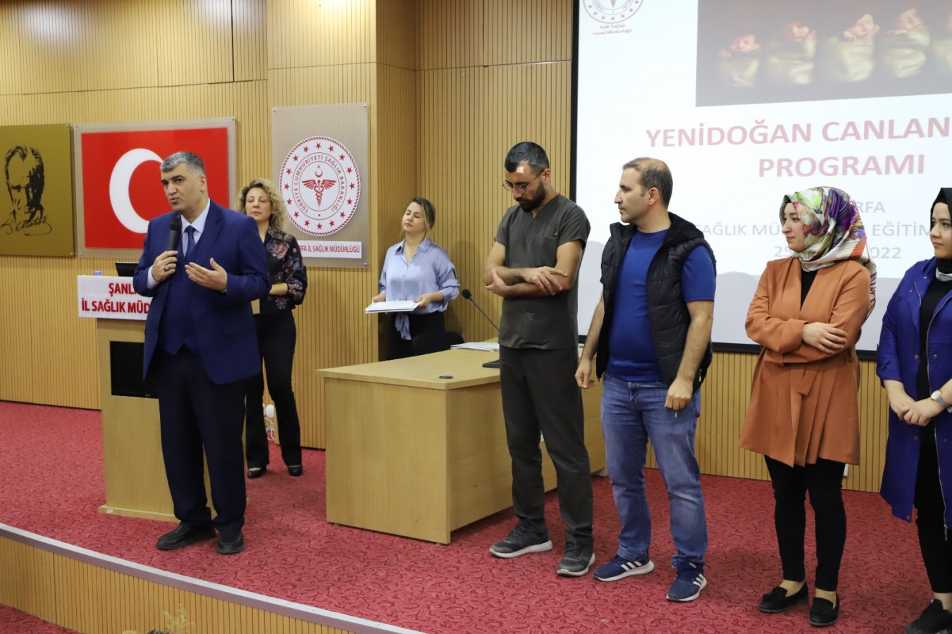 Urfa'da sağlık çalışanlarına yenidoğan canlandırma eğitimi verildi;
