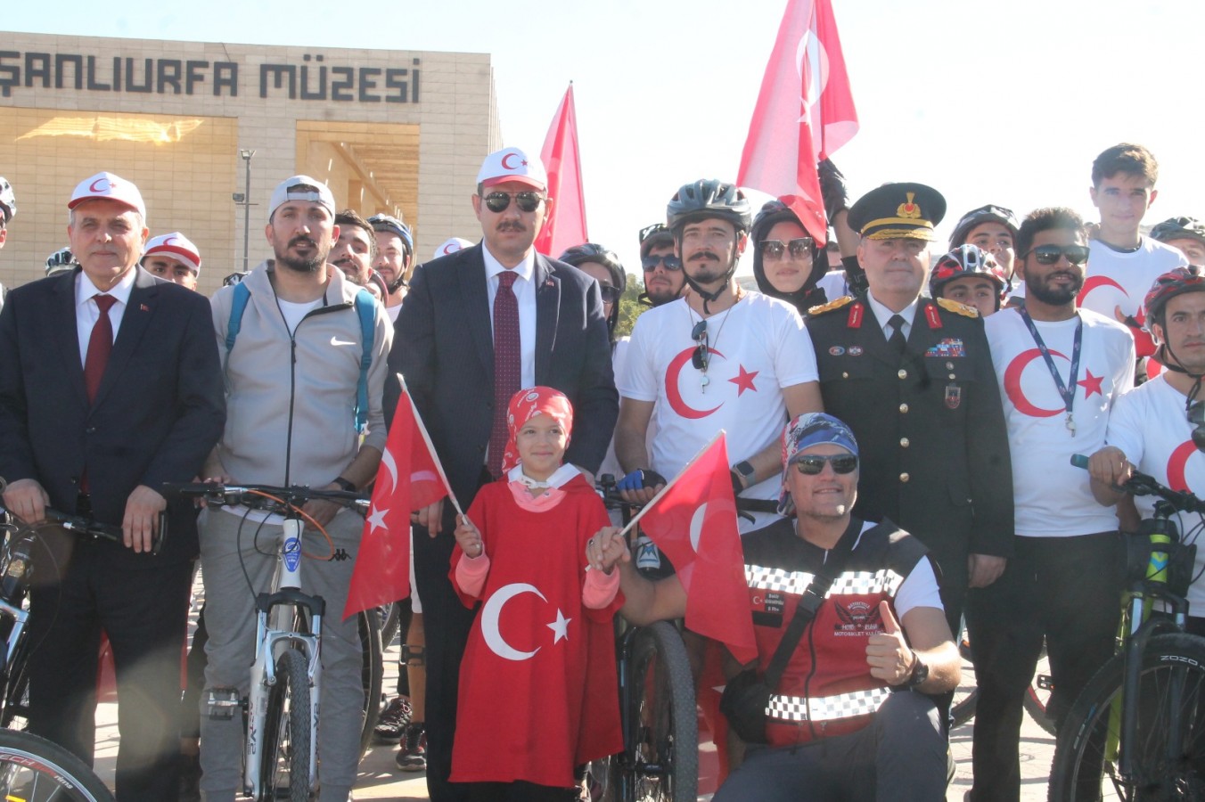 Cumhuriyetin 99'uncu yılı coşkuyla kutlanmaya devam ediyor;