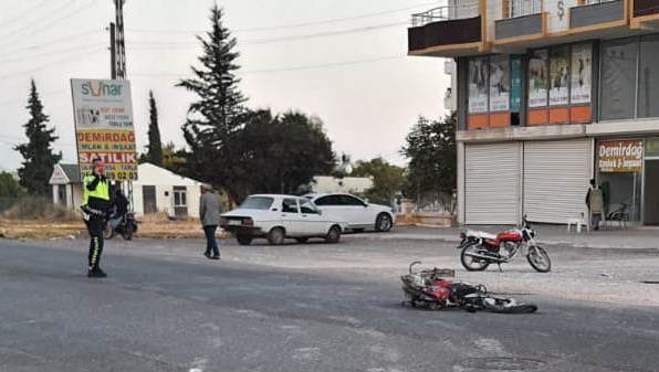 Şanlıurfa'da otomobil ile motosiklet çarpıştı! Yaralı var;