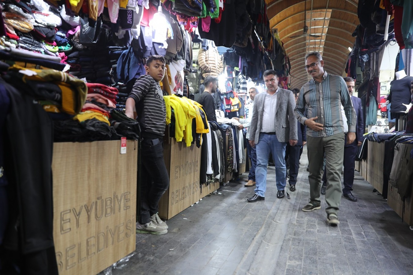 Eyyübiye'de tarihi çarşılarda görüntü kirliliği ortadan kaldırıldı;