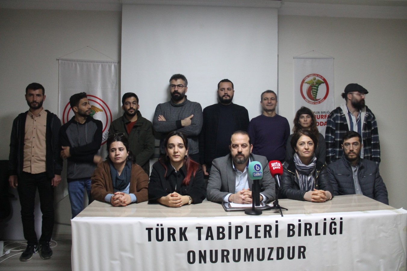 Şanlıurfa Tabip Odası genel başkanları için her salı günü nöbet tutacak!;
