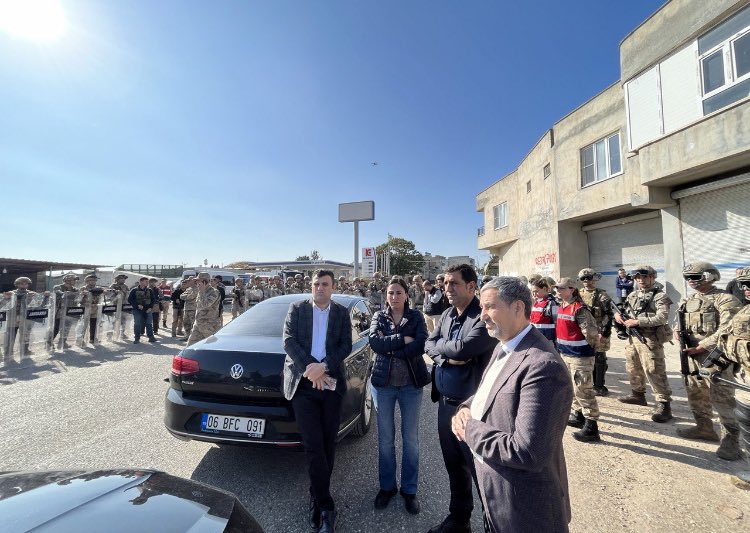 Suruç’ta HDP'li vekillerin protestosu valiliğin kararına takıldı;