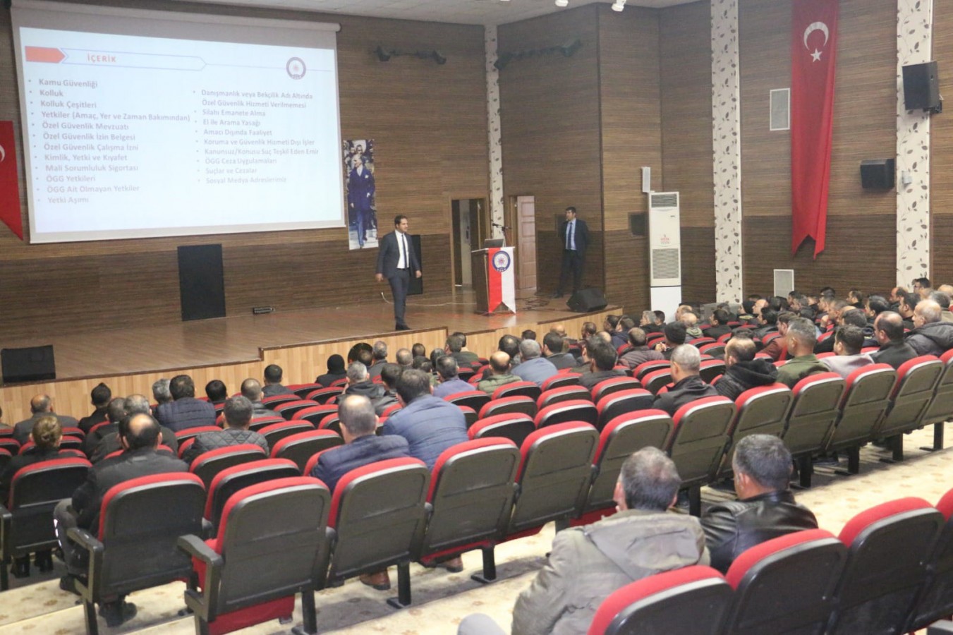Okullardaki özel güvenlik personellerine eğitim;