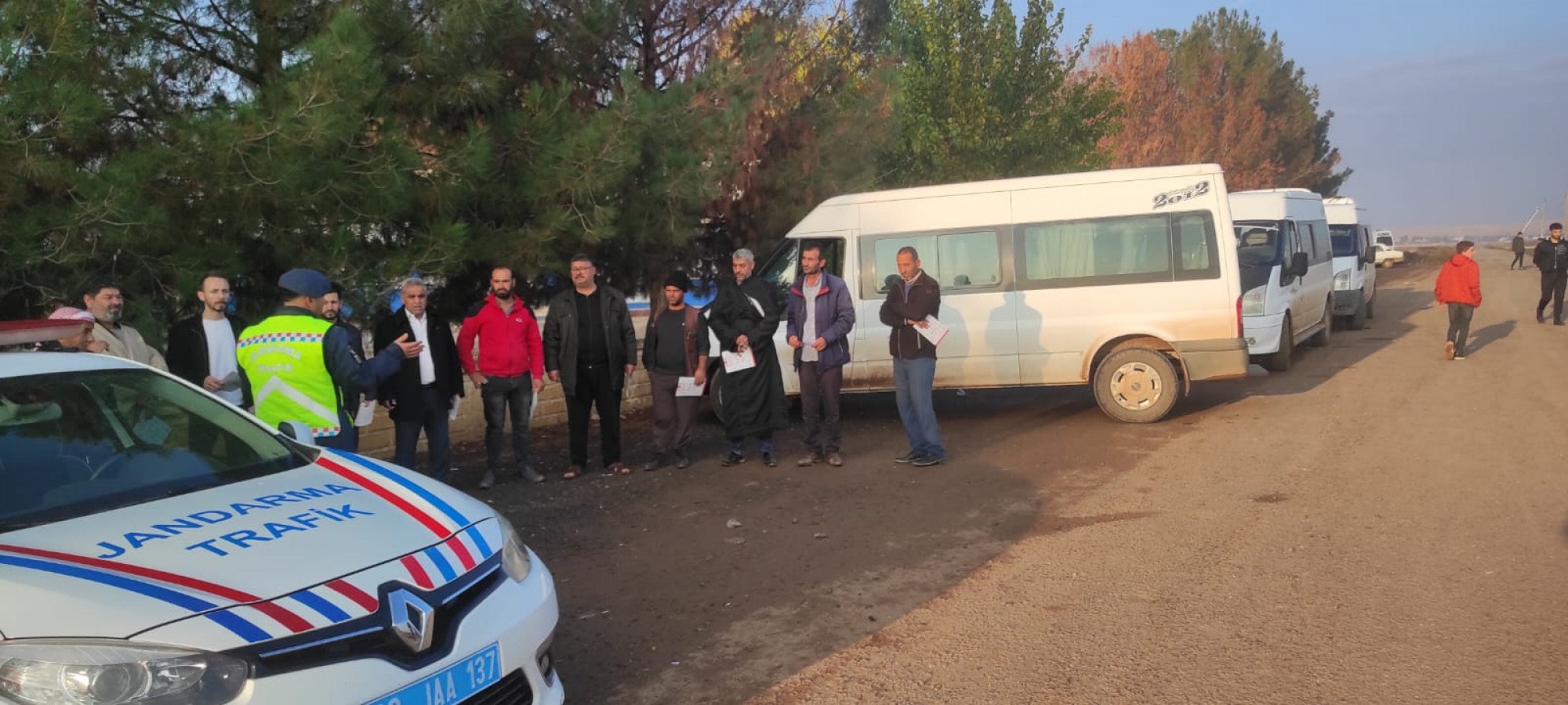 Akçakale’de öğrenci servisleri denetlendi;