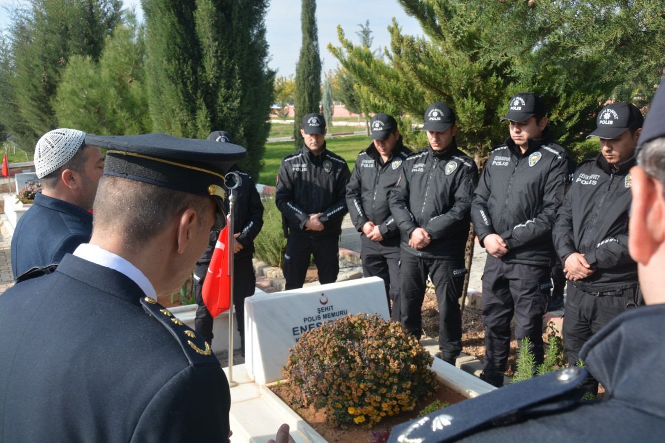 Urfalı şehitler ölüm yıldönümlerinde anıldı;
