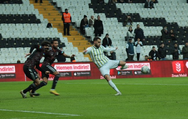 İkinci yarı başladı! Beşiktaş 0-2 Şanlıurfaspor;