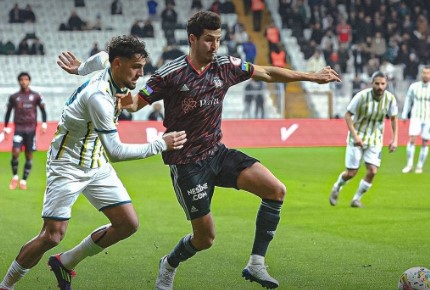 Beşiktaş'tan peş peşe goller! Öne geçti...;