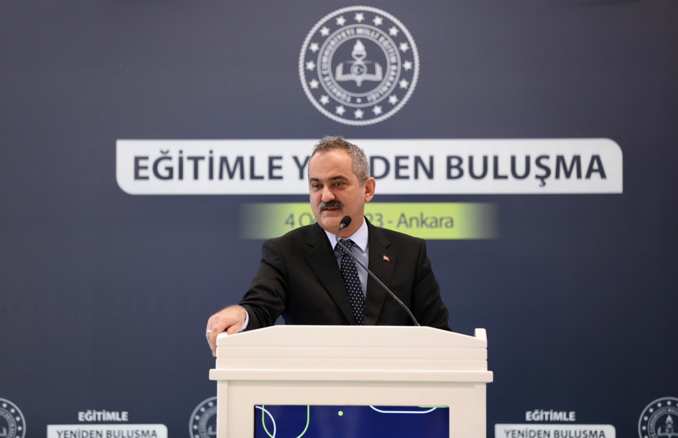 Milli Eğitim Bakanı Özer açıkladı;