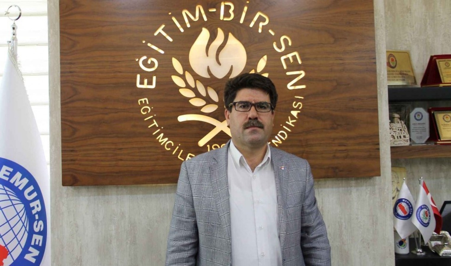 Coşkun'dan Mehmet Akif İnan için anma mesajı;