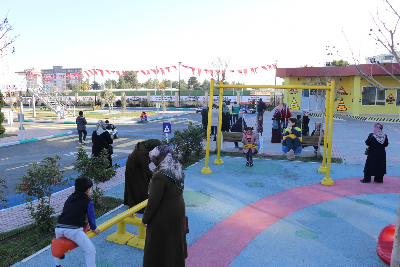Haliliye Belediyesi ile otizmli çocuklar gönüllerince eğlendi;