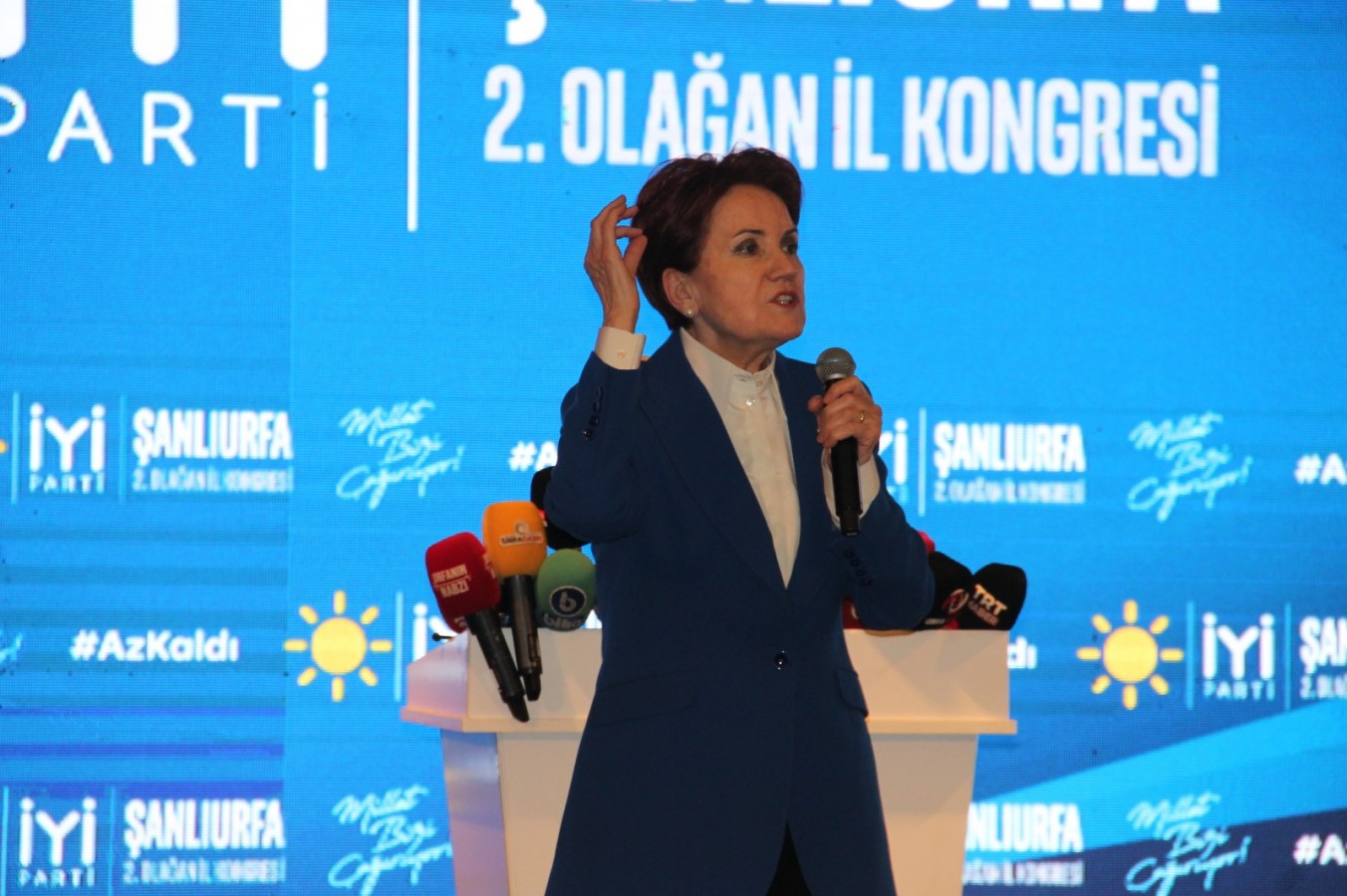 Akşener Şanlıurfa'da partisinin il kongresinde konuştu: "Mayıslar bizimdir, yaşasın hürriyet, kahrolsun istibdat";