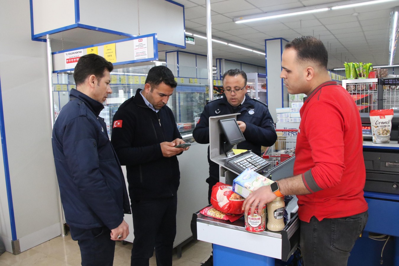 Zabıtadan fahiş fiyat ve hijyen denetimi;