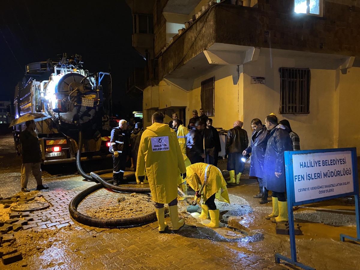 Haliliye’de ekipler gece boyu sahadaydı;