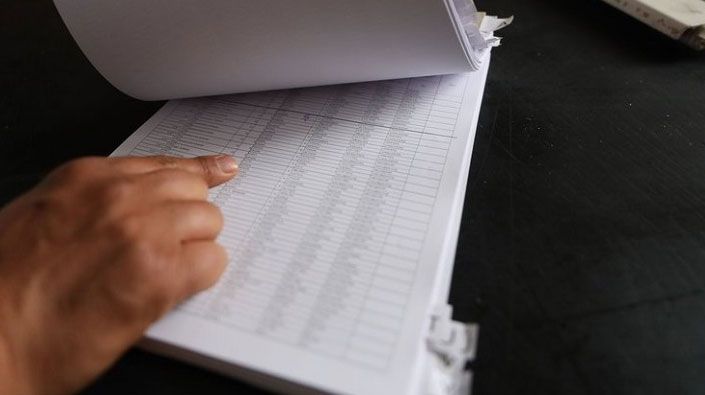 Seçmen listeleri askıdan indirildi;
