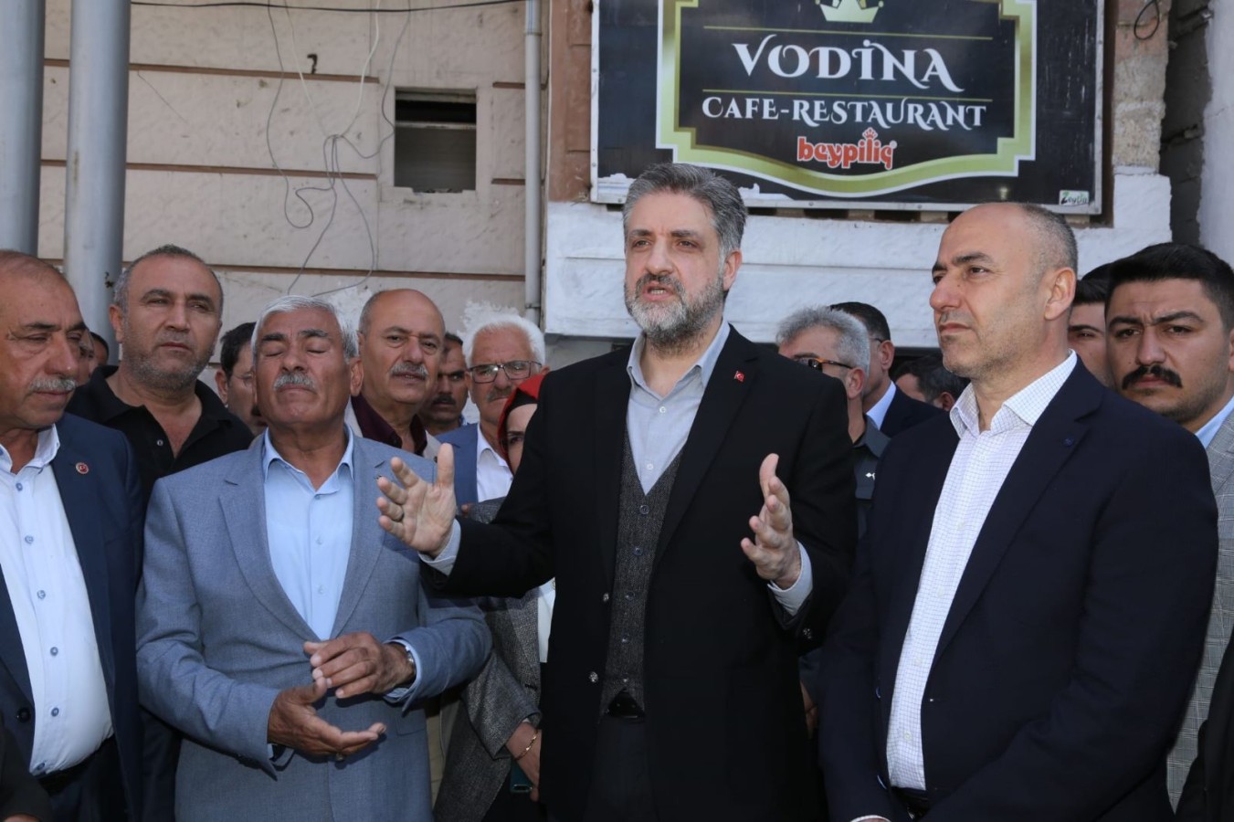 Emin Önen: İstikrar için AK Parti;