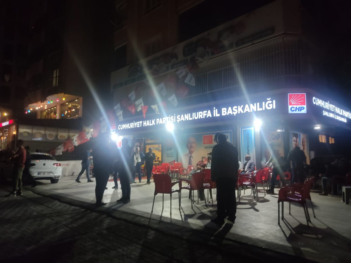 Urfa’da AK Parti’de kutlama, CHP’de ise sessizlik var;