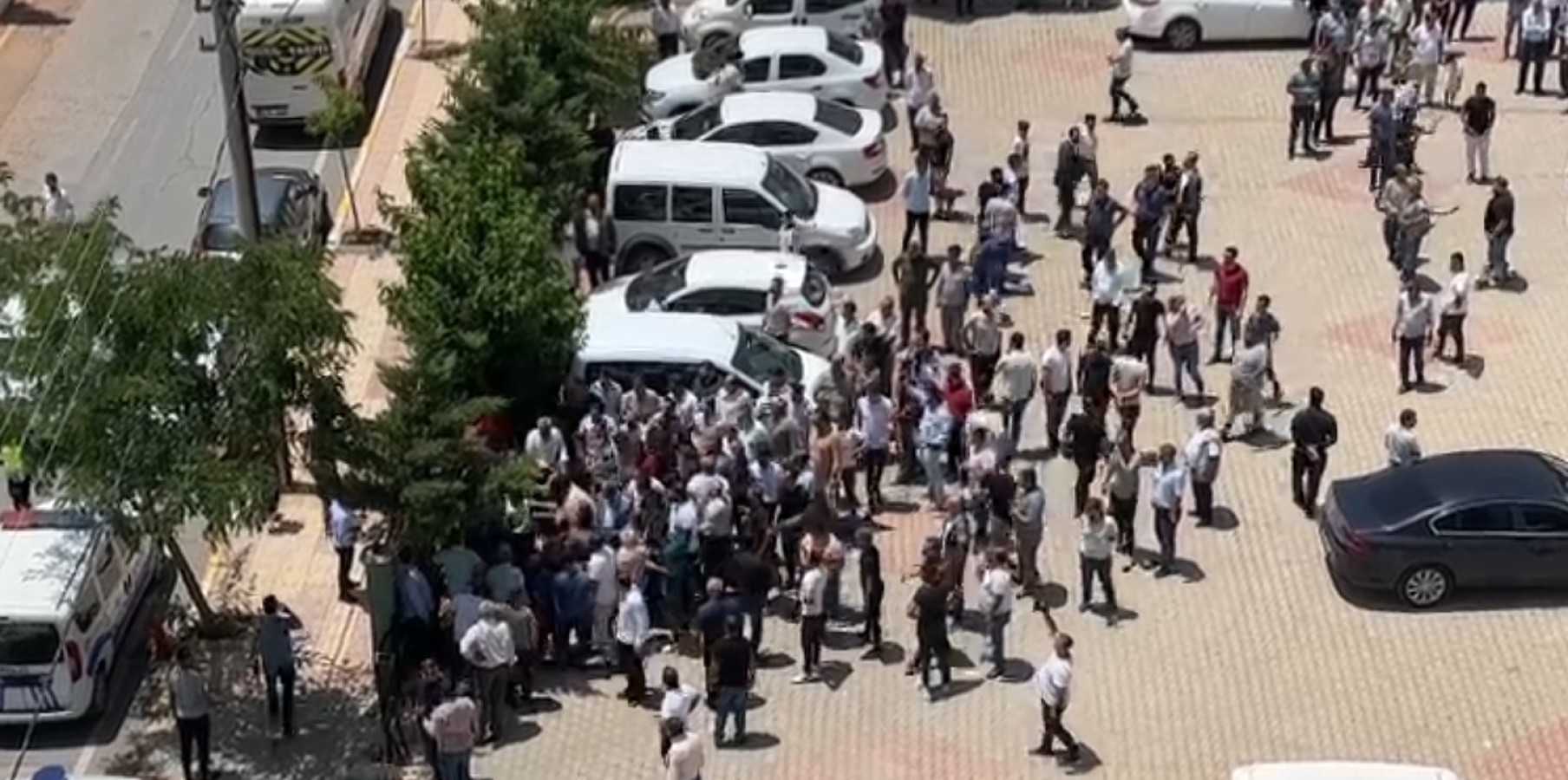 Şanlıurfa’da servisçilerin seçiminde kavga;