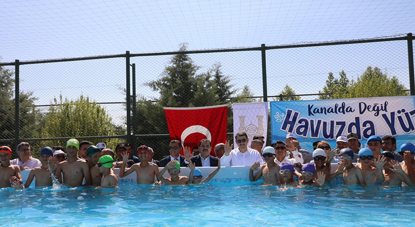 Şanlıurfa Valiliği 5 adet portatif yüzme havuzu yaptı;