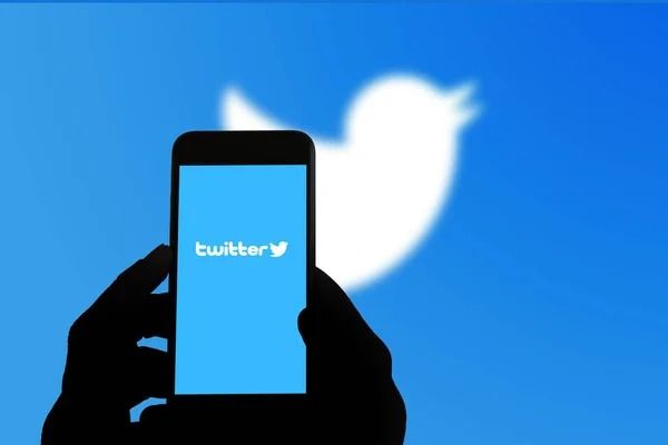 BTK Twitter'ın reklam almasını yasakladı;