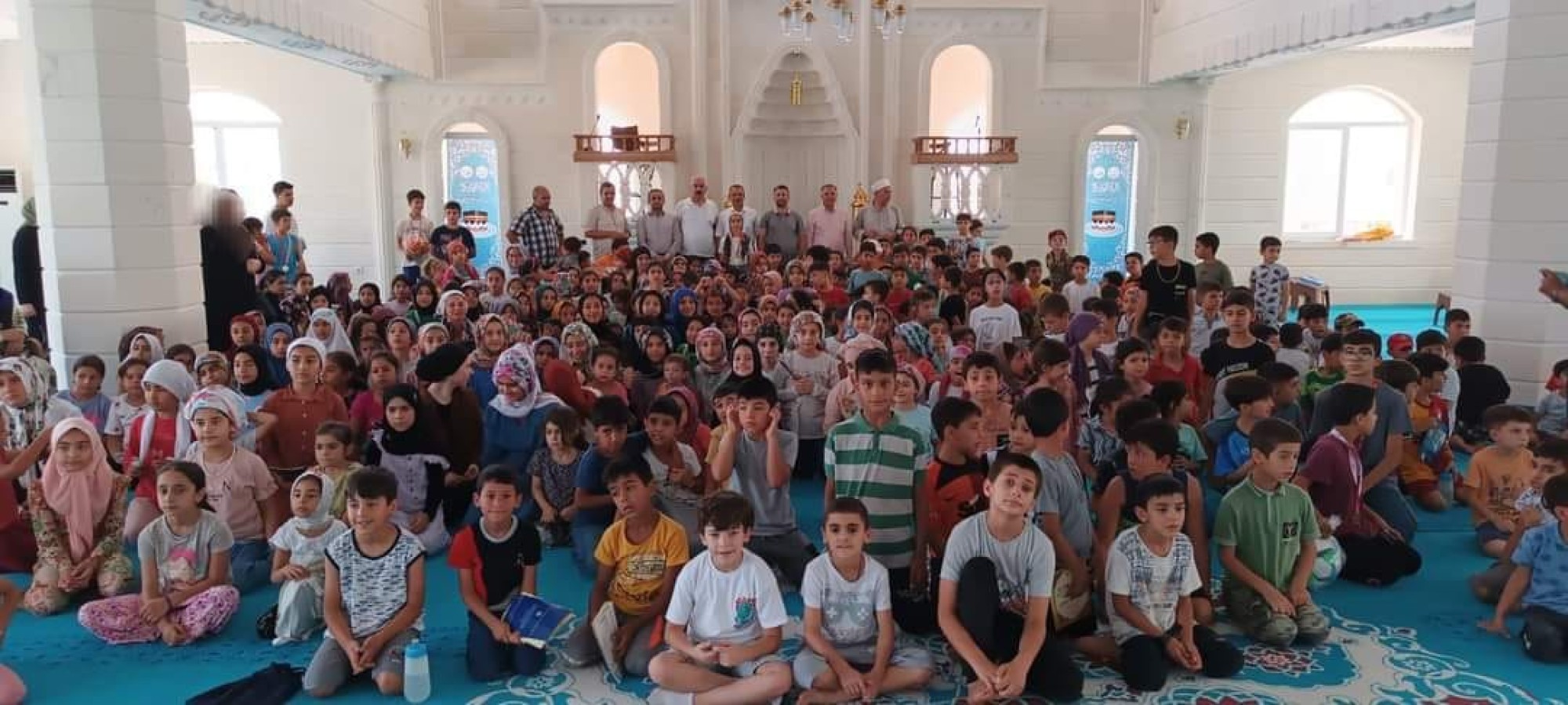 Urfa’da Kur'an kursu öğrencileri hem eğleniyor hem de öğreniyor;
