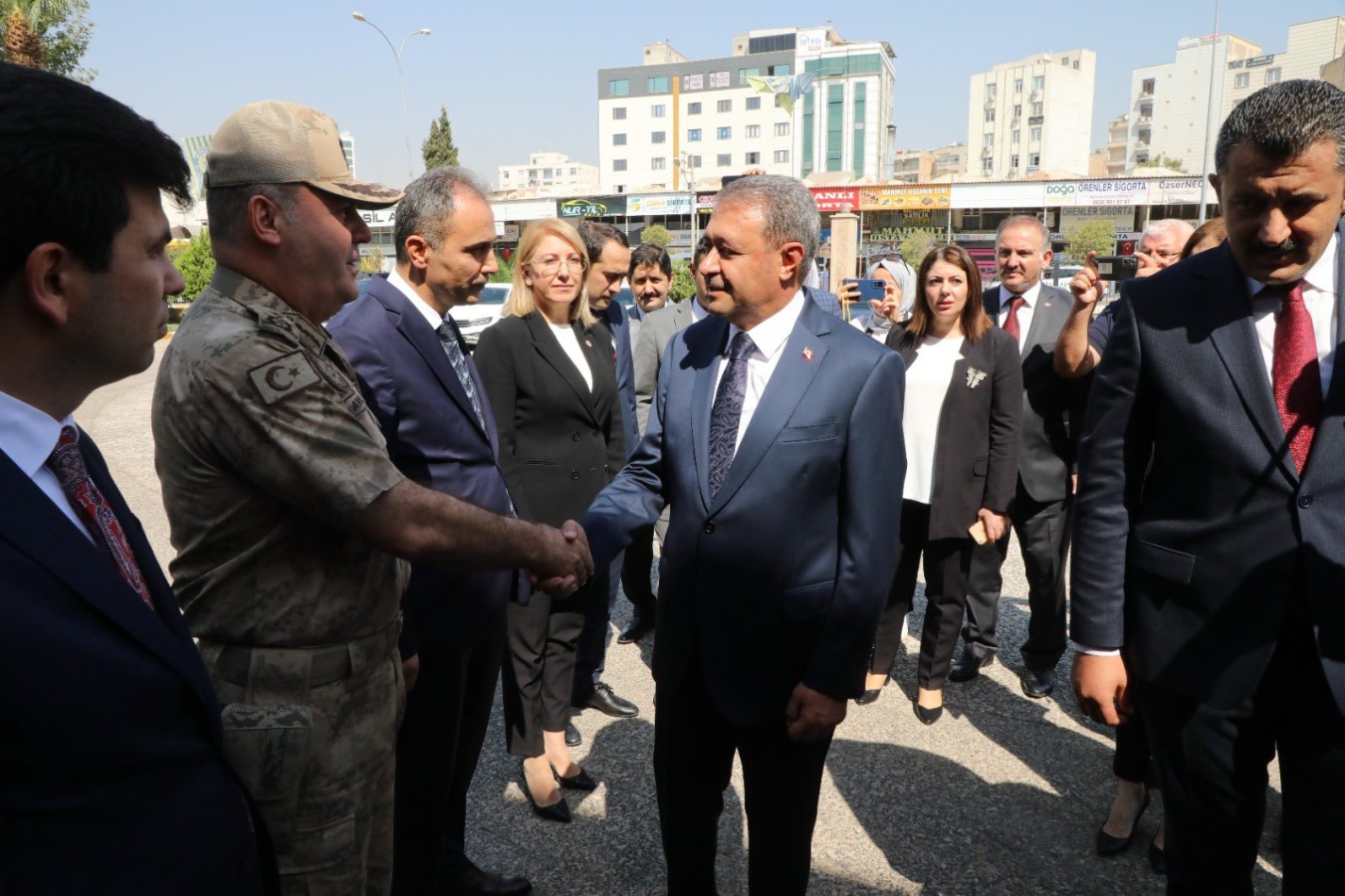Şanlıurfa'ya atanan Vali Şıldak görevine başladı (2);