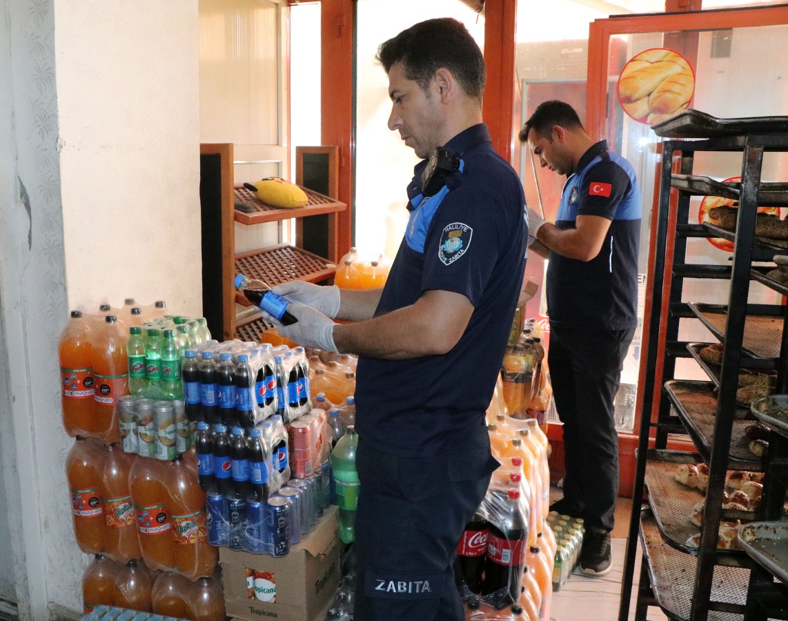 Haliliye’de zabıtadan unlu mamullerine denetim;