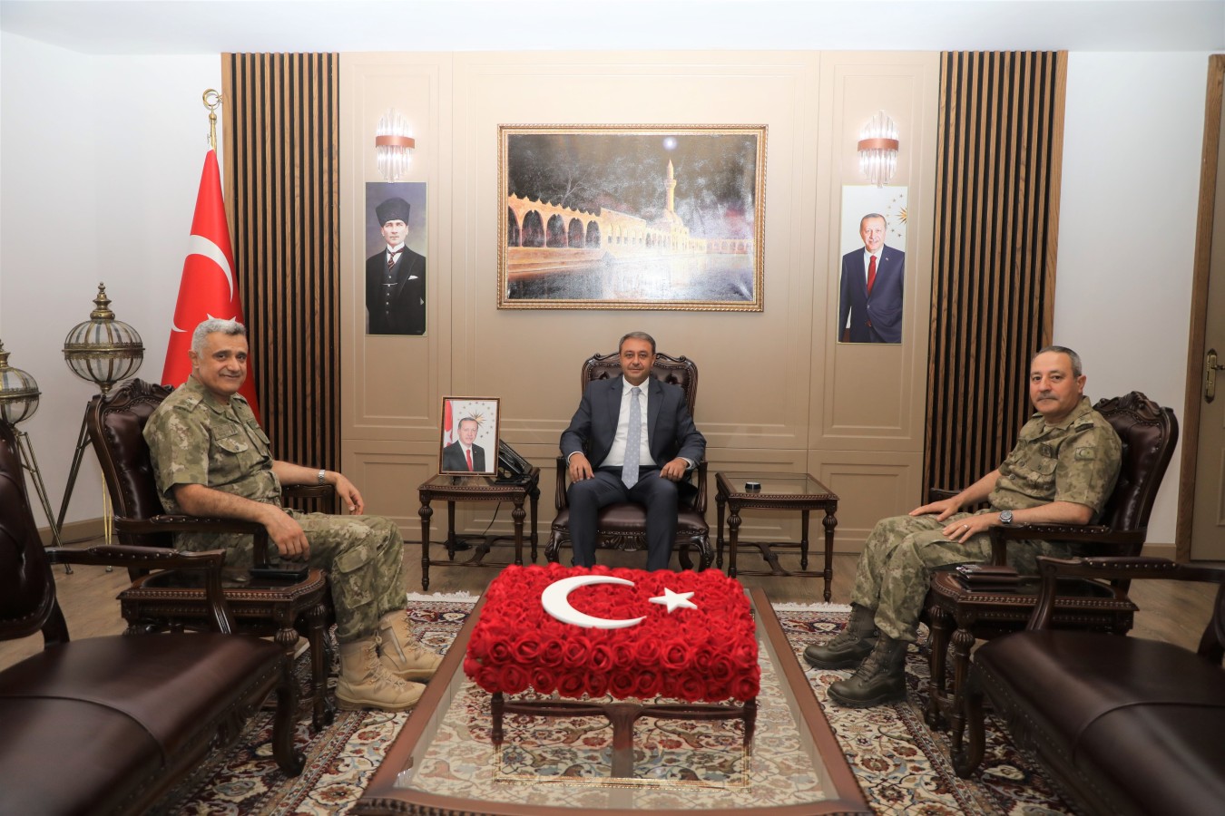 Urfa’da yeni tugay komutanı görevine başladı;