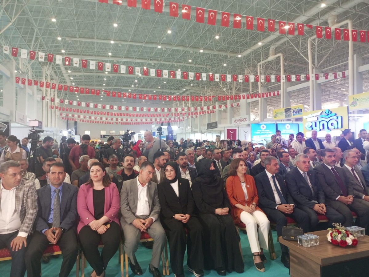 1. Uluslararası Şanlıurfa Kültür ve Turizm Buluşmaları başladı;