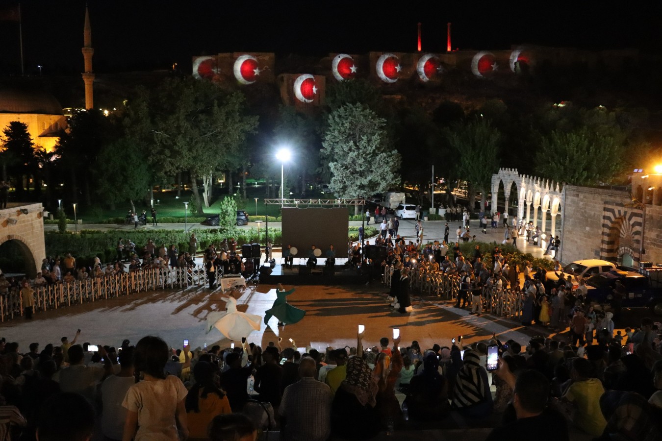 Urfa’da 1. Uluslararası Şanlıurfa Kültür ve Turizm Buluşmaları etkinlikleri sürüyor;