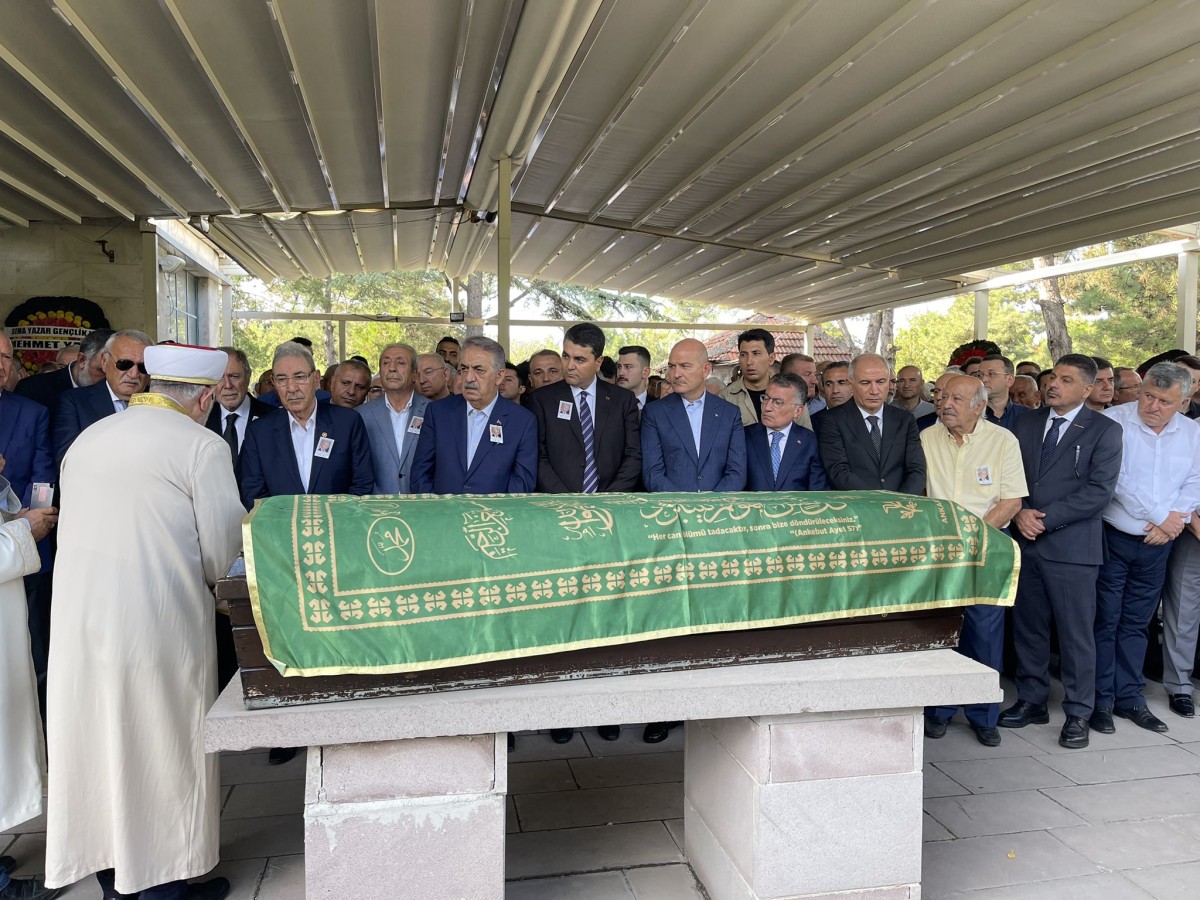 Eski bakanlardan Urfalı Cevheri son yolculuğuna uğurlandı;