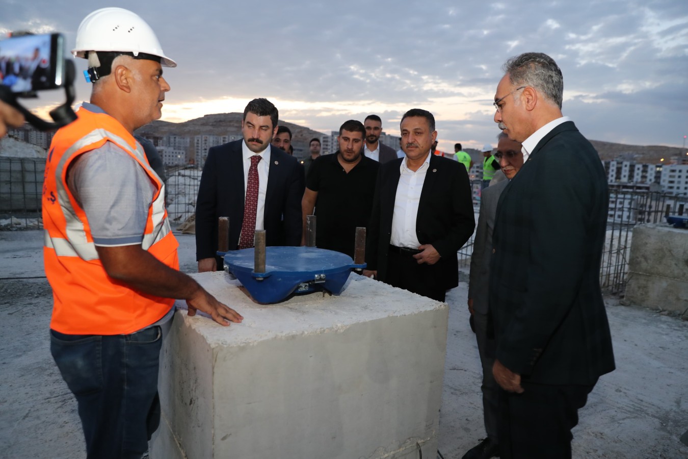 Eyyübiye’de sismik izolatörlü Konut Projesi;