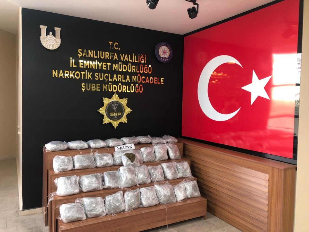 Urfa’da uyuşturucu operasyonu: Kilolarca ele geçirildi;