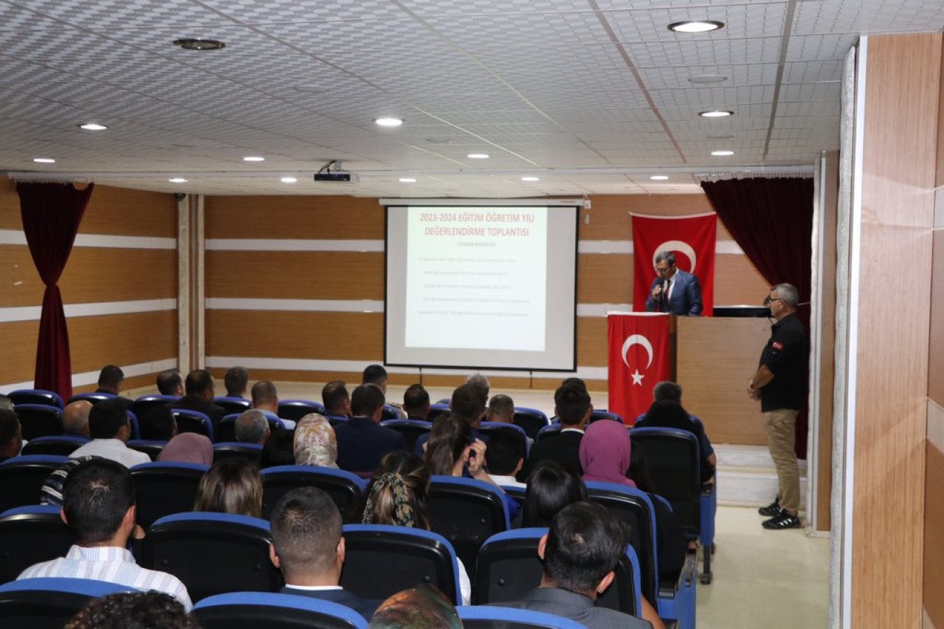 Halfeti'de eğitimin geleceği konuşuldu;