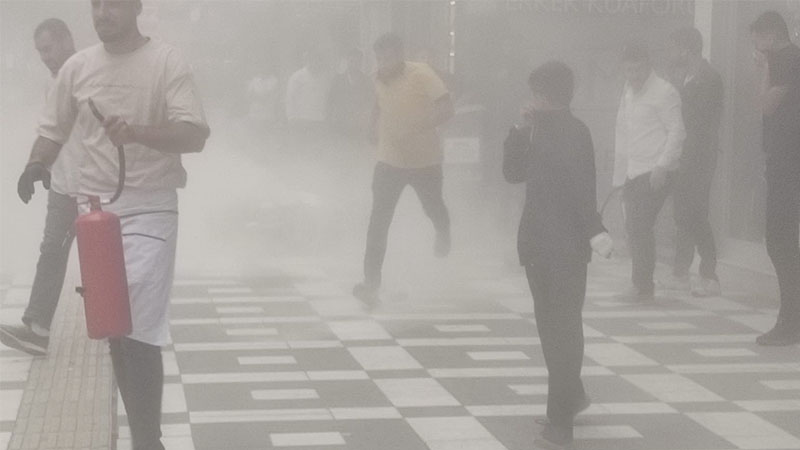 Urfa’da seyir halindeki motosiklet alev aldı;