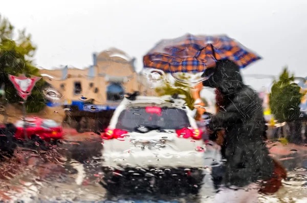 Şanlıurfa'da sağanak yağış etkili oldu;