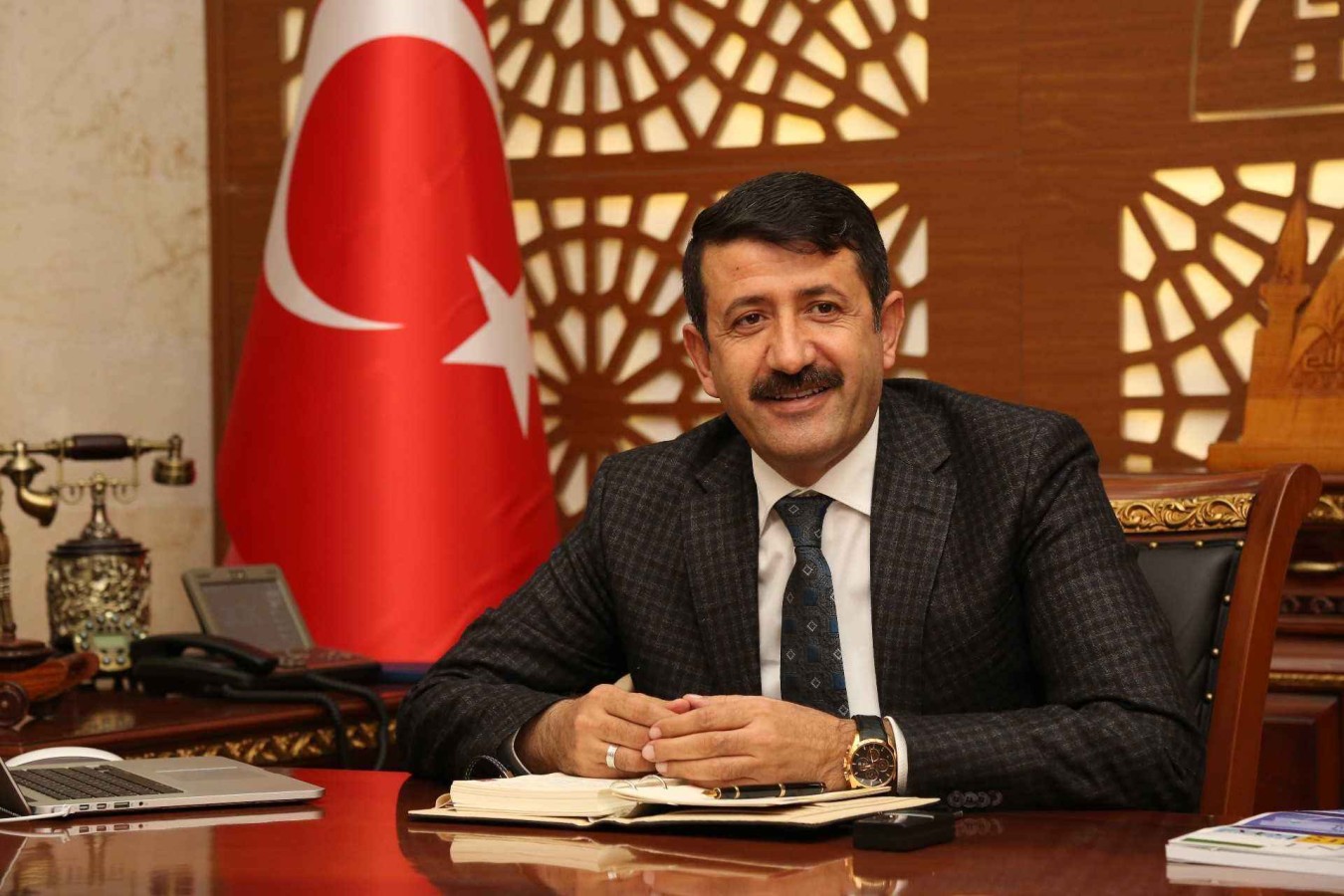 Urfalı eski başkanın acı günü!;