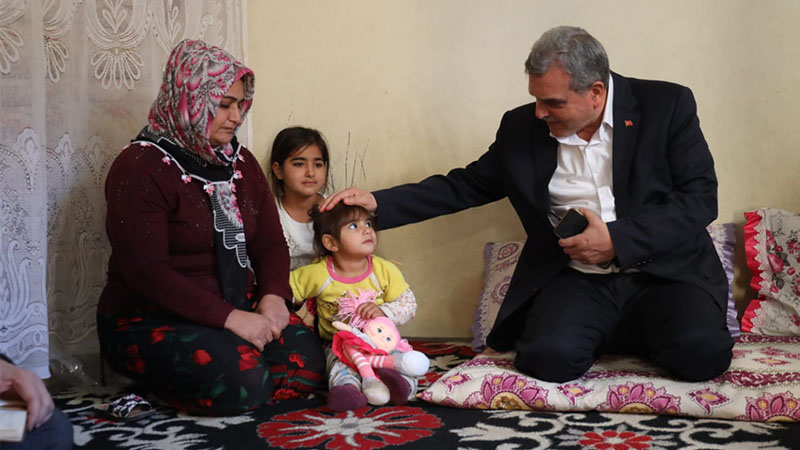 Başkan Beyazgül gönül belediyeciliğinin en güzel örneğini sergiliyor;
