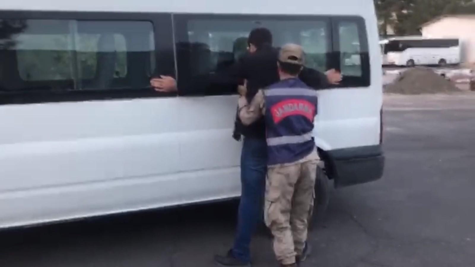 Urfa’da 9 suç kaydı olan zanlı yakalandı;