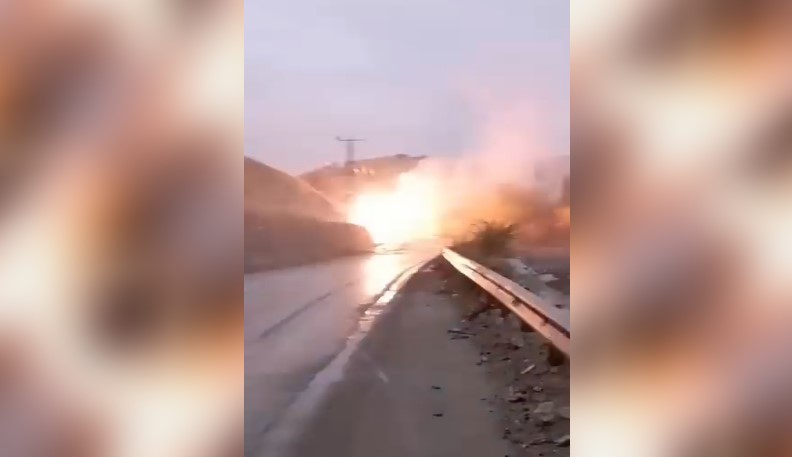 Birecik’te yağmurdan sonra trafoda yangın çıktı;