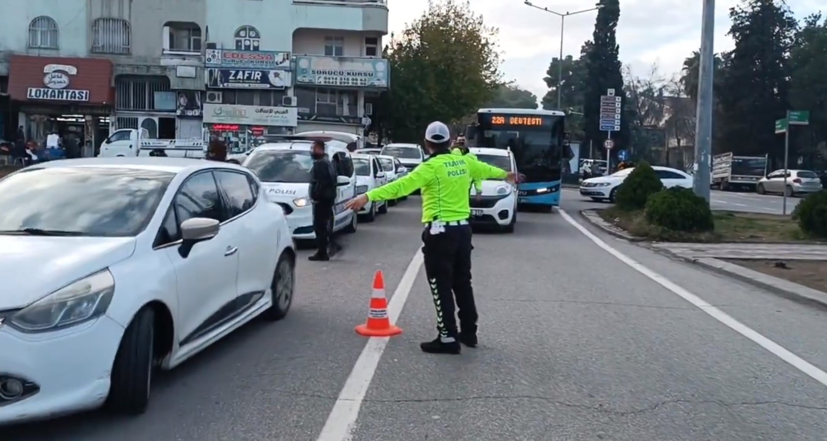 Şanlıurfa'da asayiş ve huzur için denetimler sürüyor;