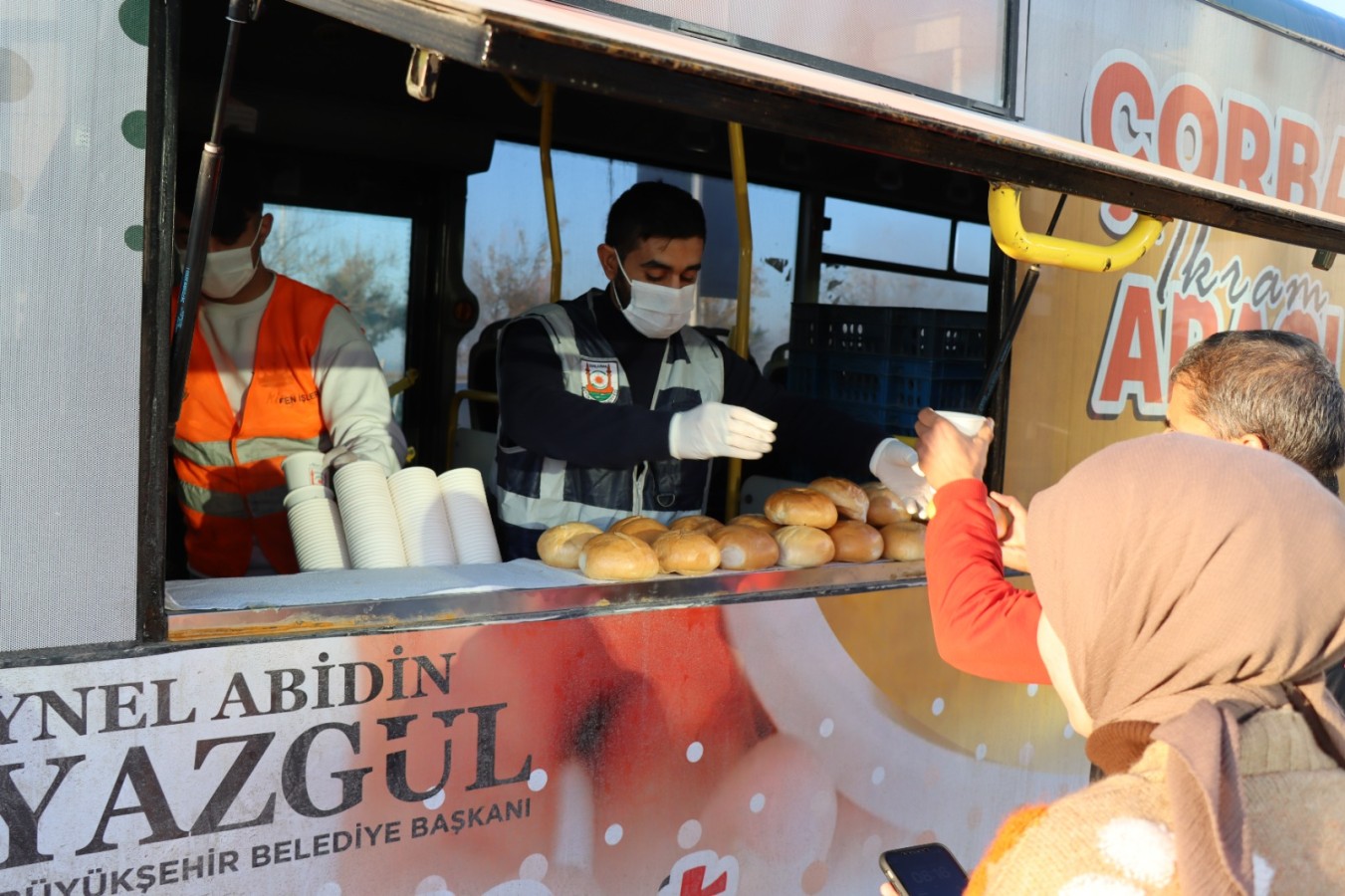 Büyükşehir’den çorba ikramı!;
