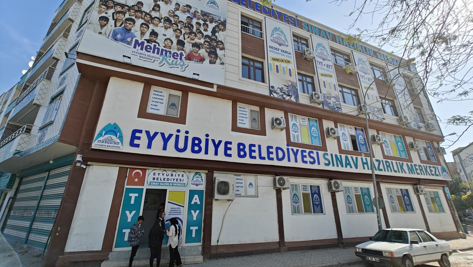 Eyyübiye’de gençlere ücretsiz sınav hazırlık desteği!;