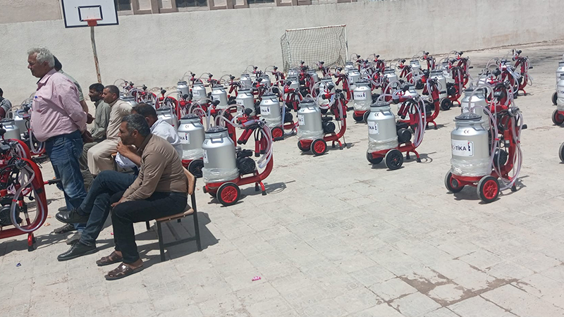 Şanlıurfa'da Suriyeli vatandaşlara süt sağım makinesi dağıtımı yapıldı!;