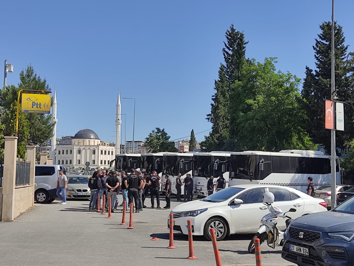 Şanlıurfa merkezli operasyonda 44 şüpheli adliyeye sevk edildi;