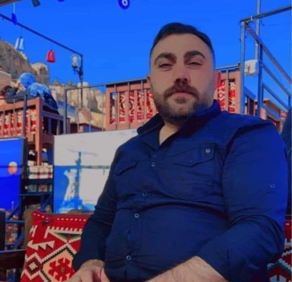 Viranşehir'den başka ile otomobil almaya giderken kaza yaptılar: 1 ölü ve 1 yaralı;