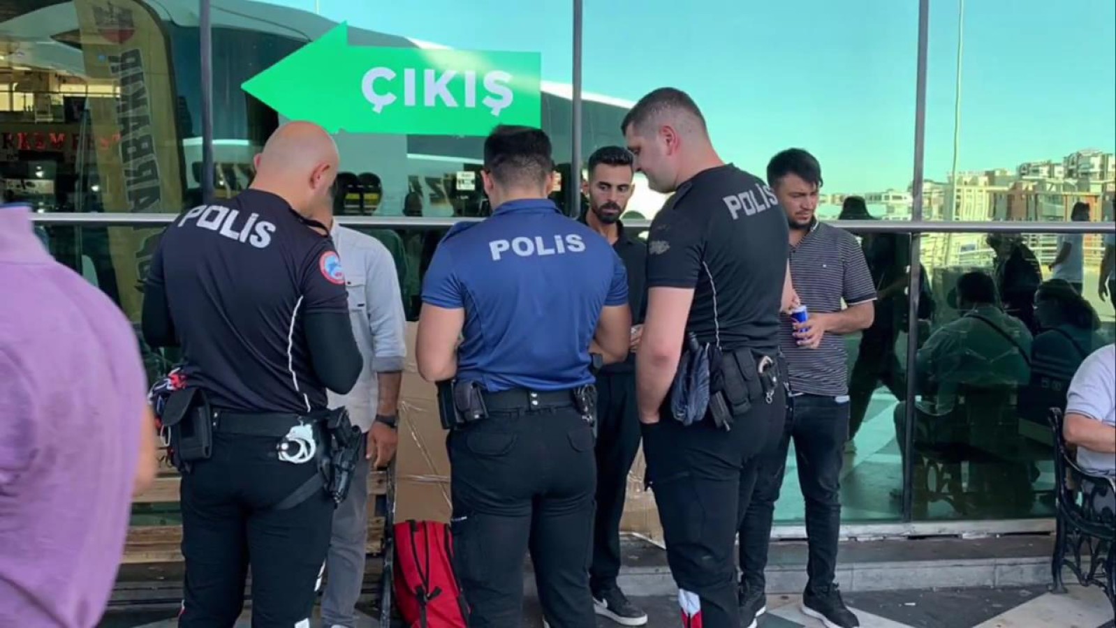 Şanlıurfa emniyeti çemberi daraltıyor: 26 gözaltı;
