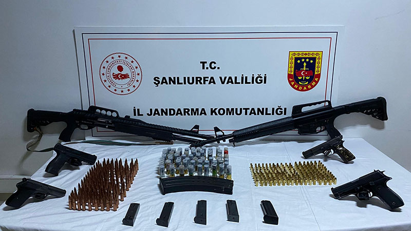 Şanlıurfa’da uyuşturucu ve silah kaçakçılığı operasyon: 5 gözaltı;